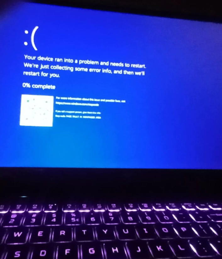 My laptop is closer to the museum than to my note (part 2 English version) artwork
